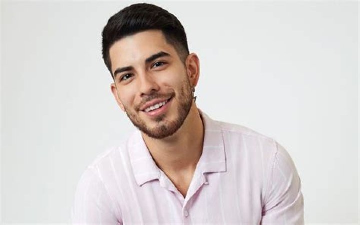 Alec Julian Garza