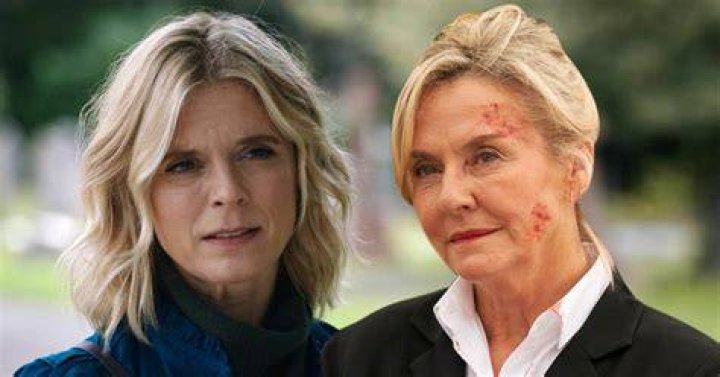 Amanda Burton
