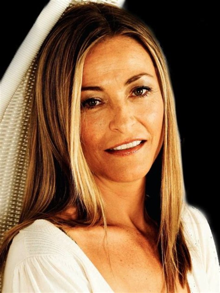 Amanda Donohoe