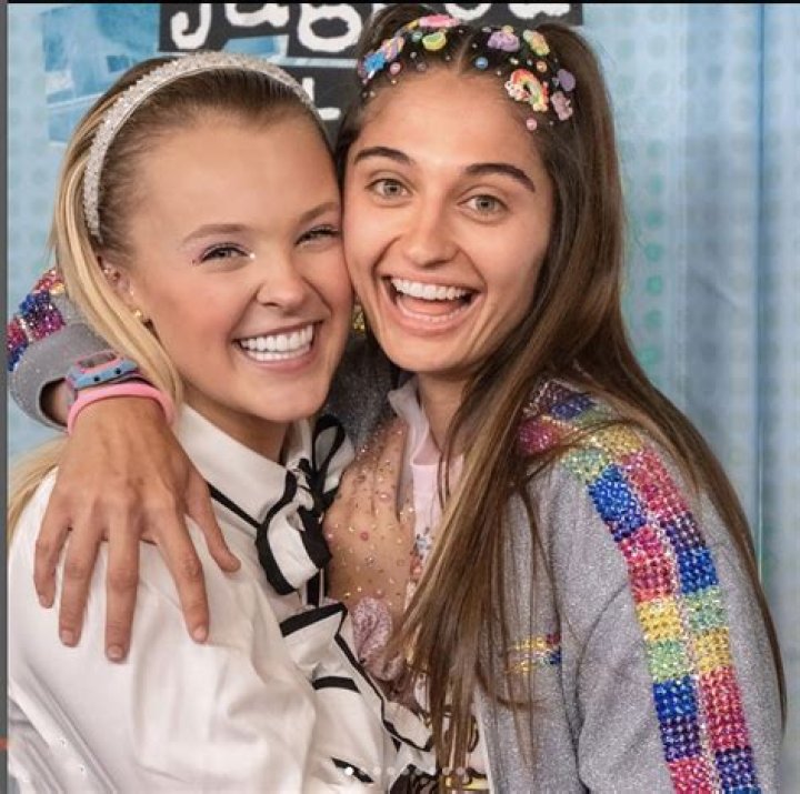 Avery Cyrus