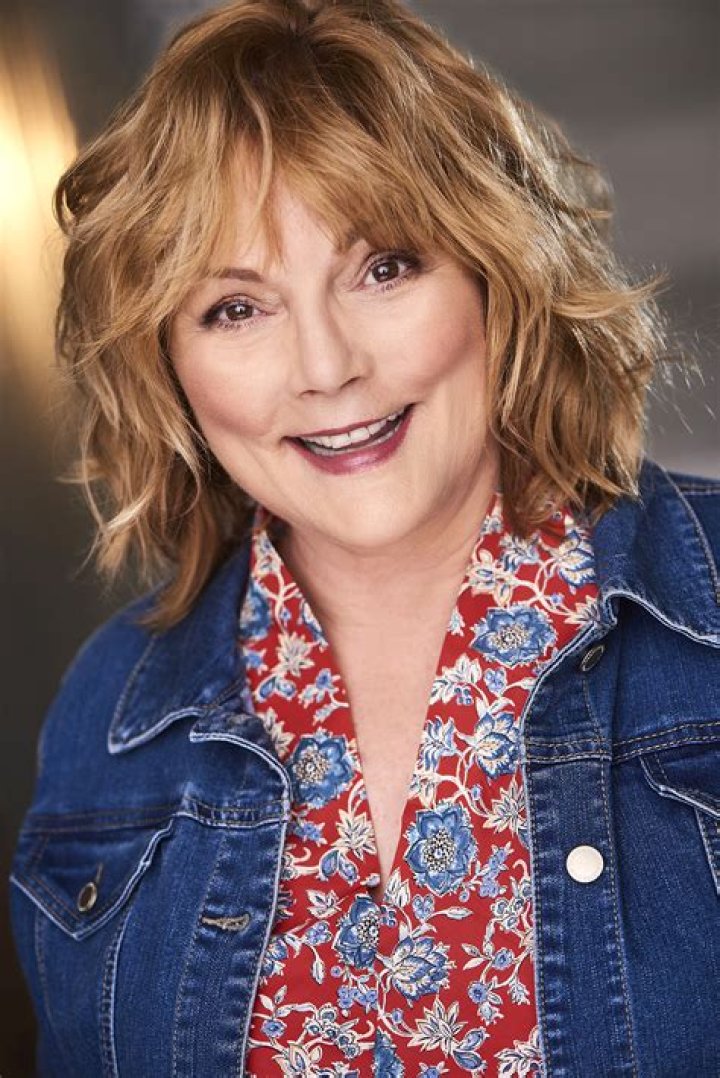 Beverly Leech