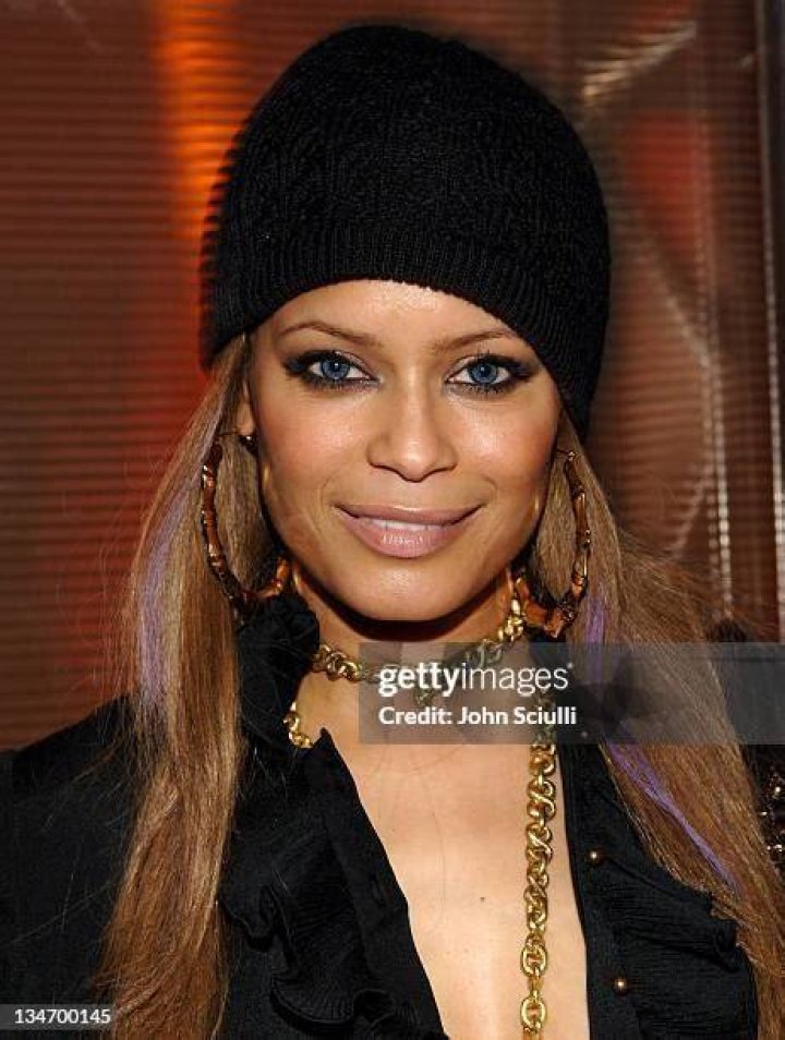 Blu Cantrell