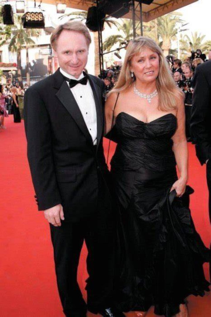 Blythe Newlon, Dan Brown's Wife
