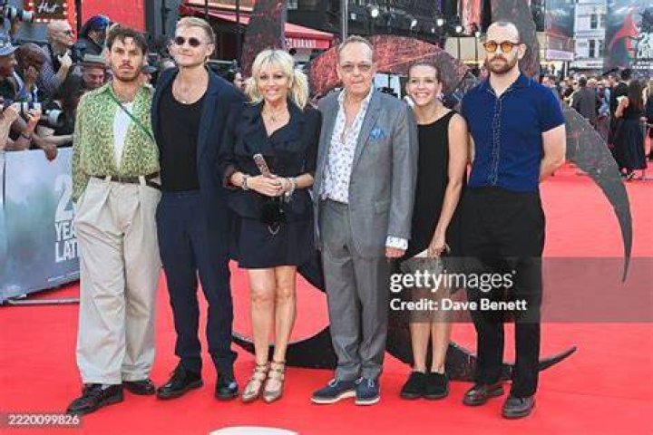 Christopher Fulford, Camille Coduri's Husband