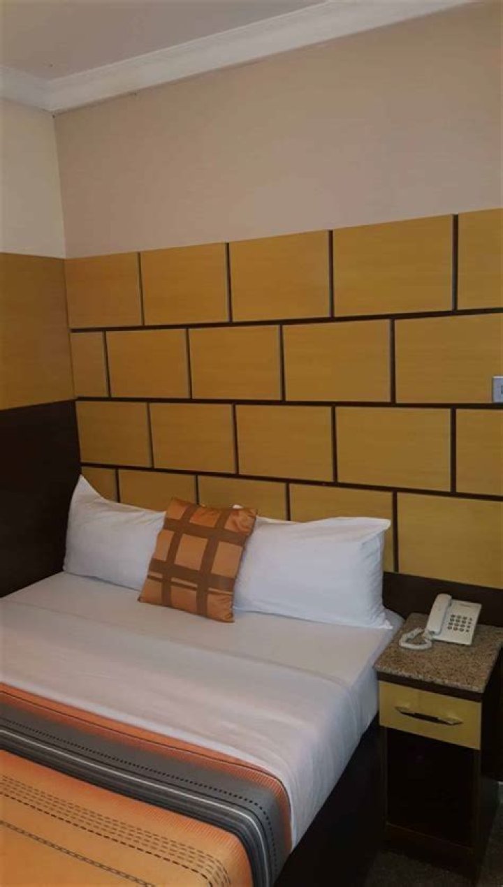 CLASS SUITES @ ELICRIS PLACE, Ikeja