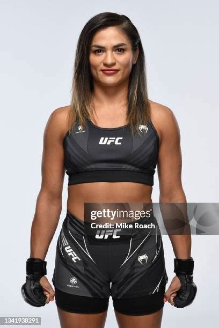 Cynthia Calvillo