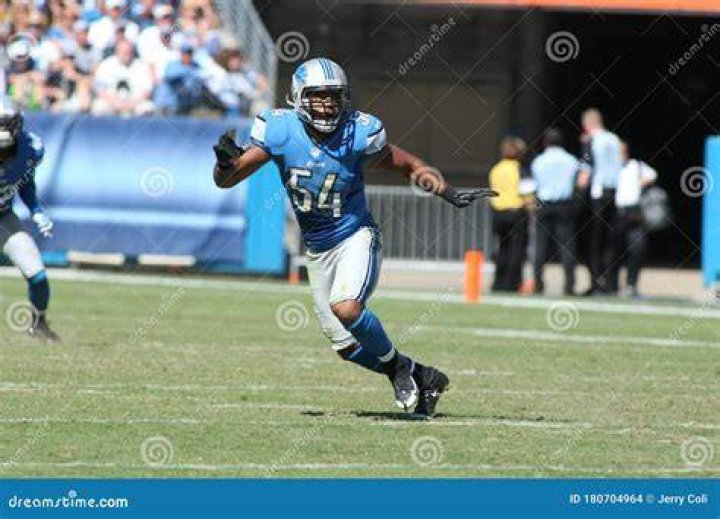 DeAndre Levy