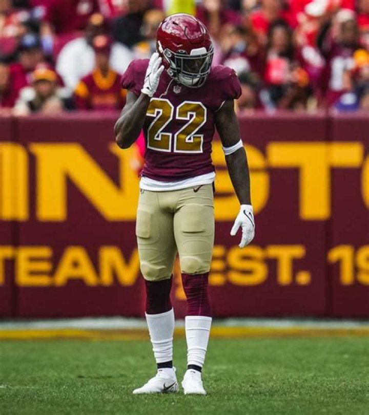 Deshazor Everett