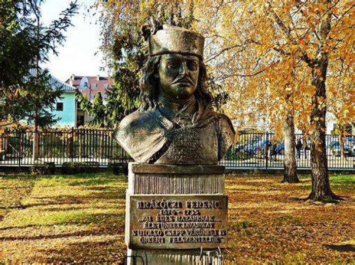 Ferenc Szaniszl&oacute;