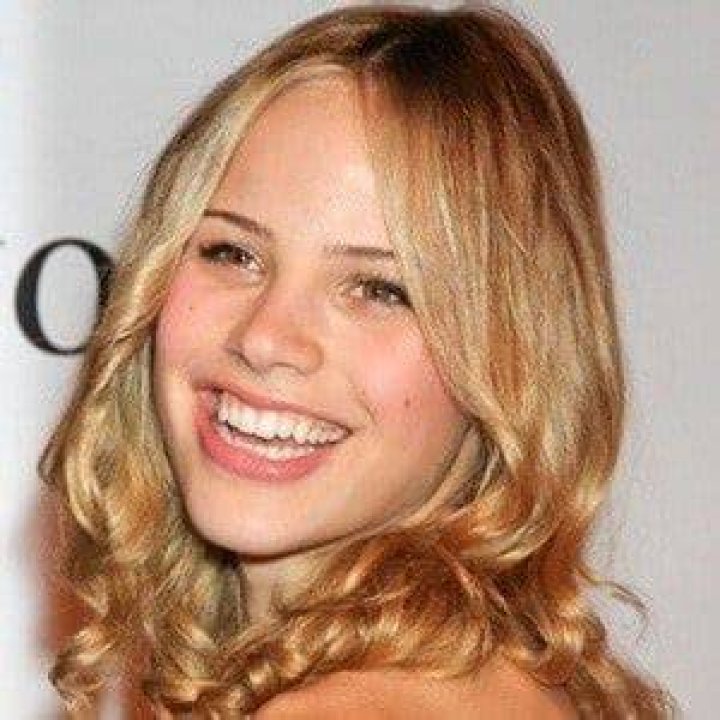 Halston Sage Age