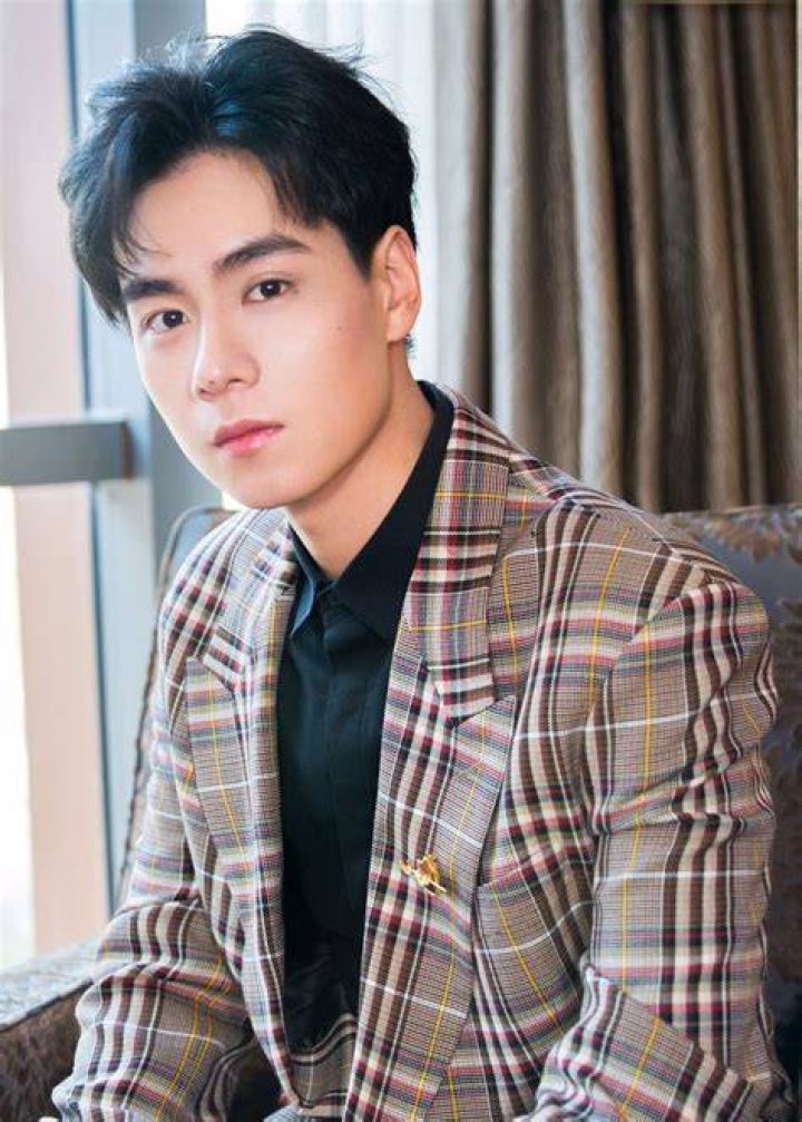 Hu Yitian