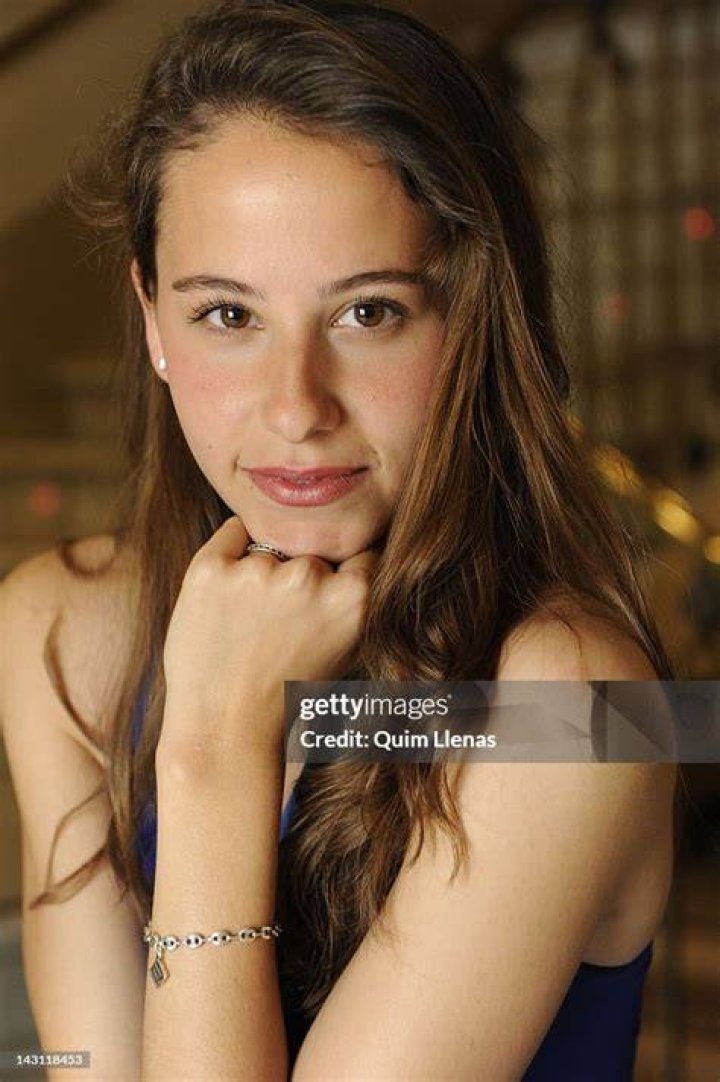 Irene Escolar