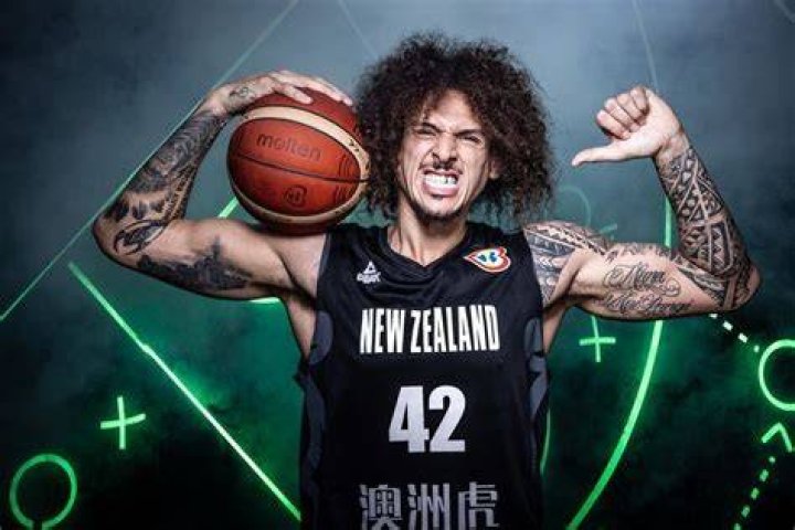 Isaac Fotu