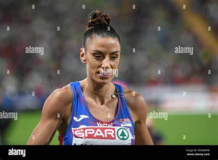 Ivana Spanovic)