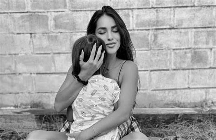 Jennifer Lara