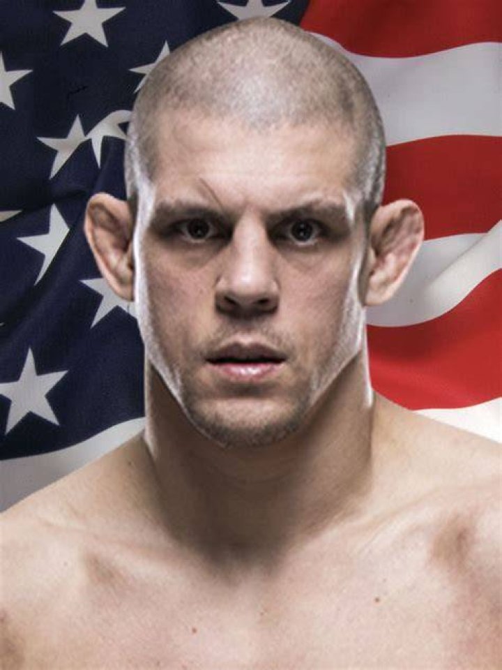 Joe Lauzon