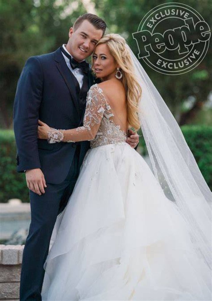 Jordan Lundberg, Sabrina Bryan's Husband