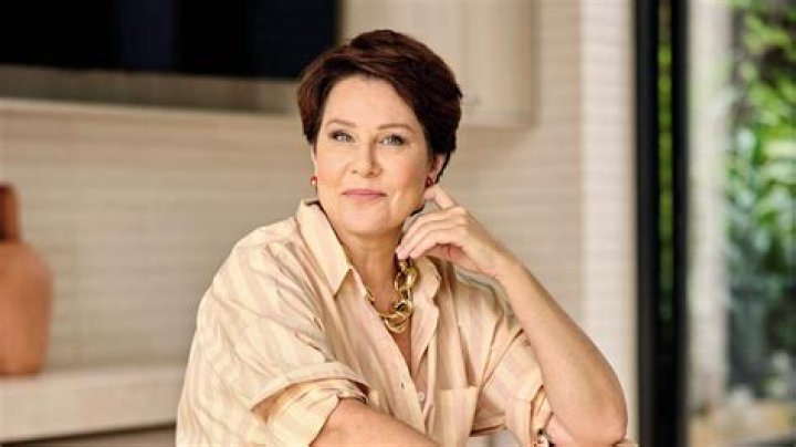 Julia Morris