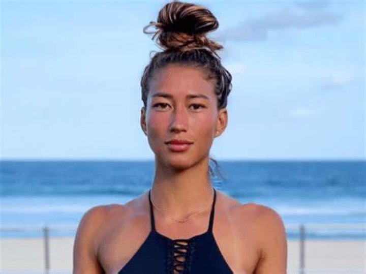 Karina Elle