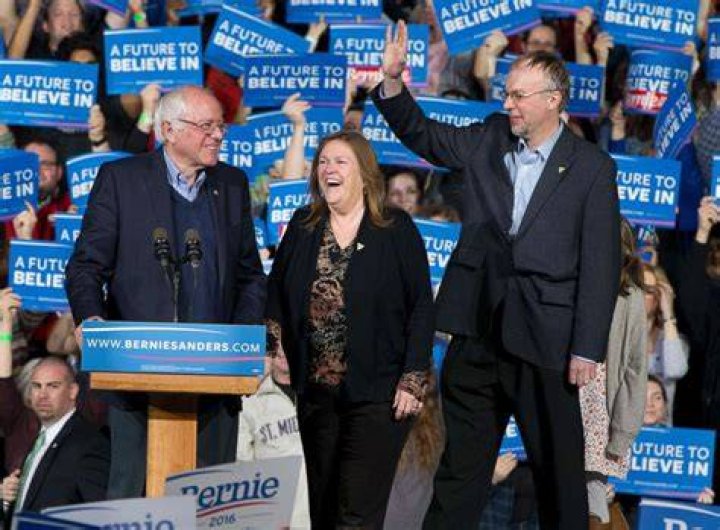 Levi Sanders