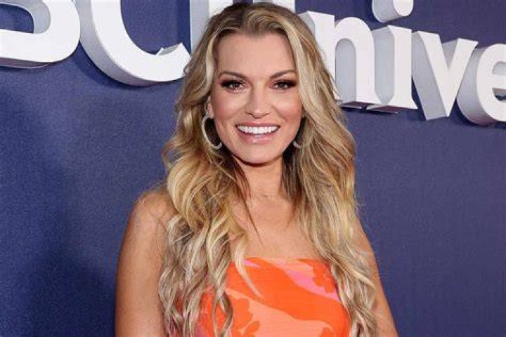 Lindsay Hubbard