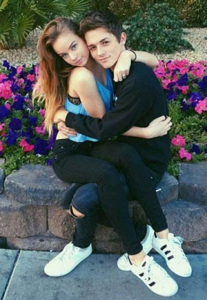 Liora Lapointe, Dylan Dauzat's Girlfriend