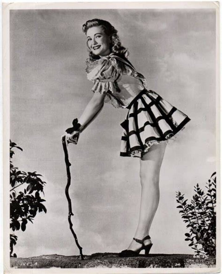 Lori Nelson