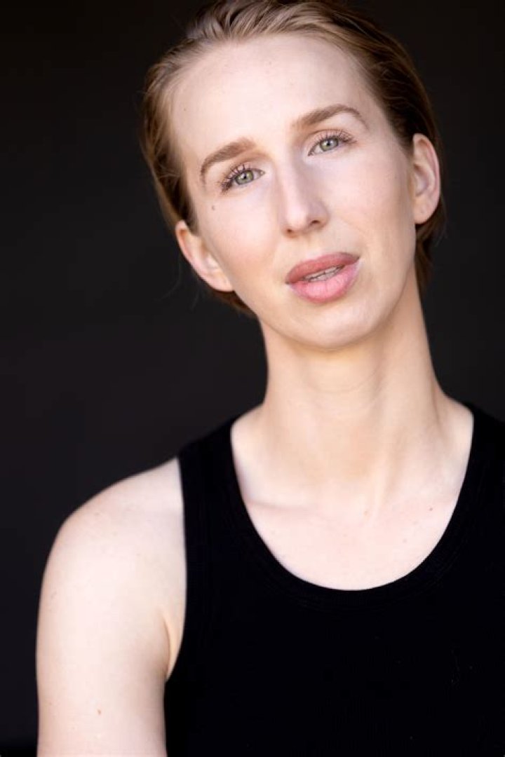 Maggie Robertson