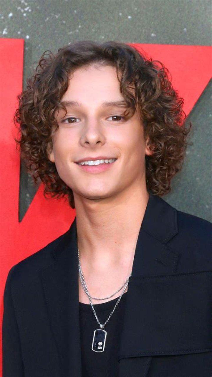 Mason Thames