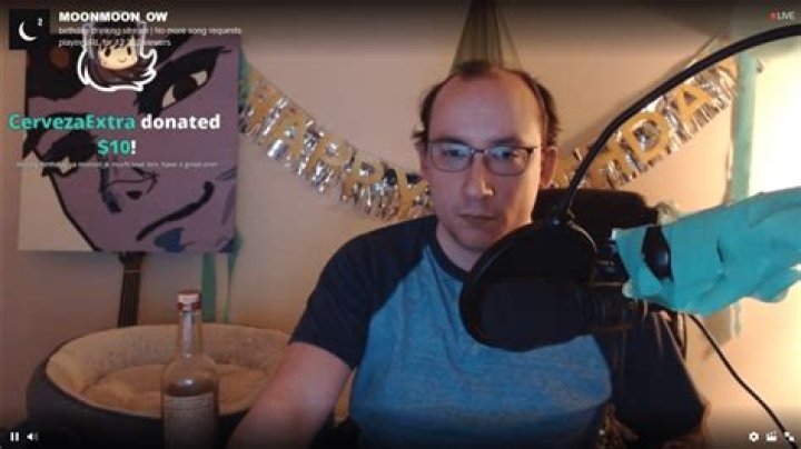 MOONMOON_OW