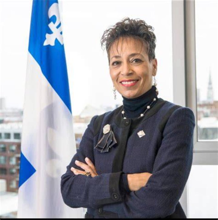 Nadine Girault