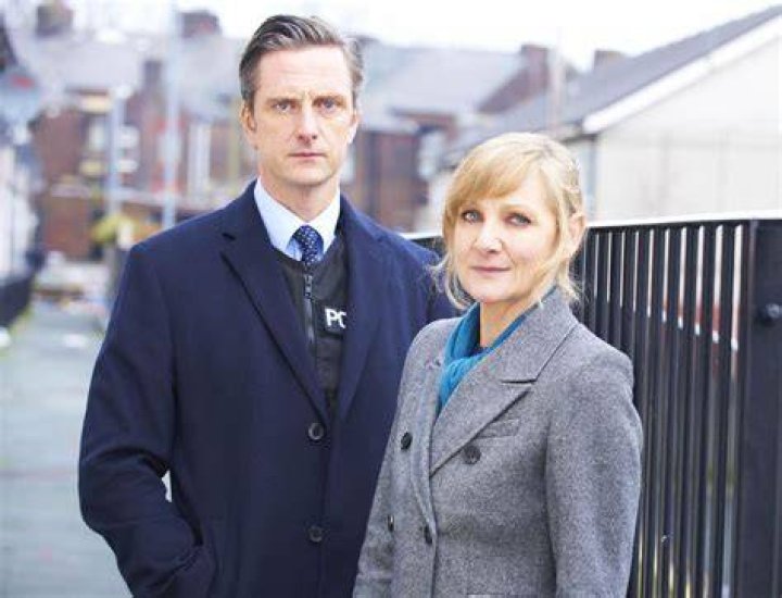 Nicholas Gleaves, Lesley Sharp's Husband