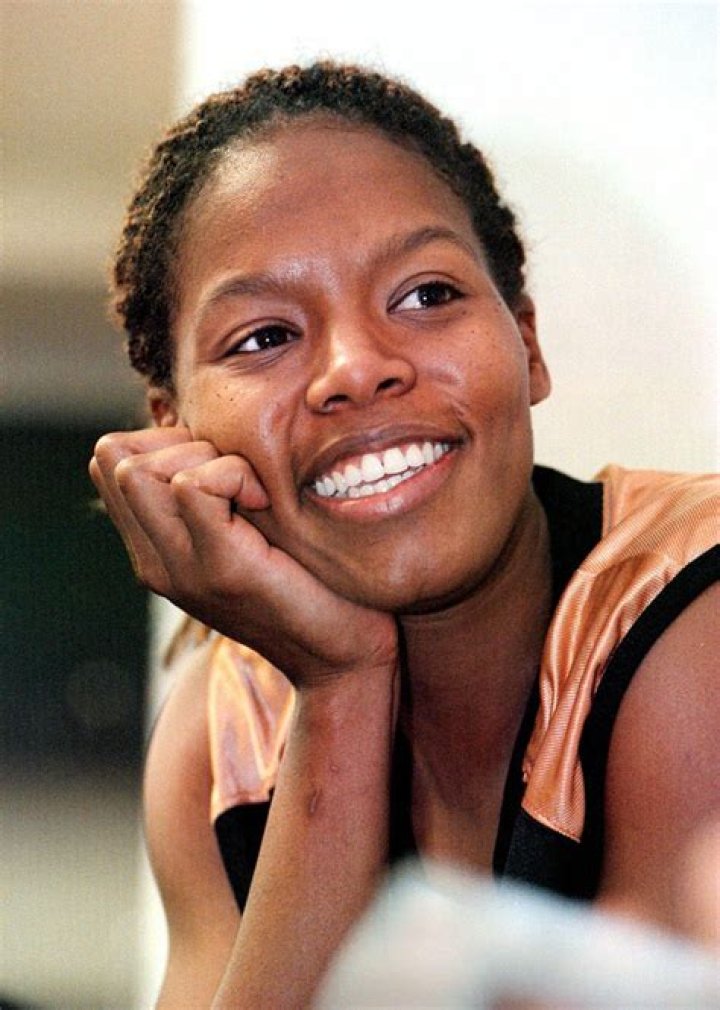 Nikki McCray