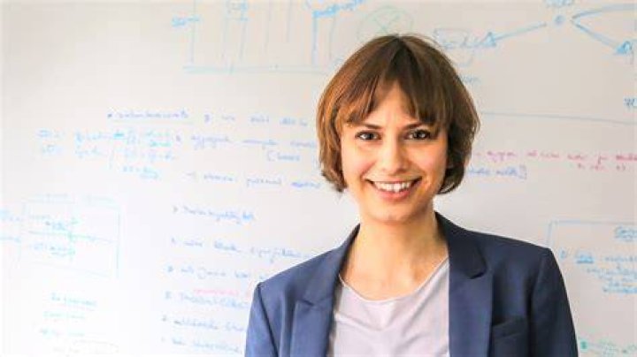 Nora Szech