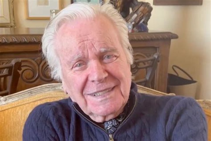Robert Bauer Net Worth, Age, Height, Bio, Birthday, Wiki!