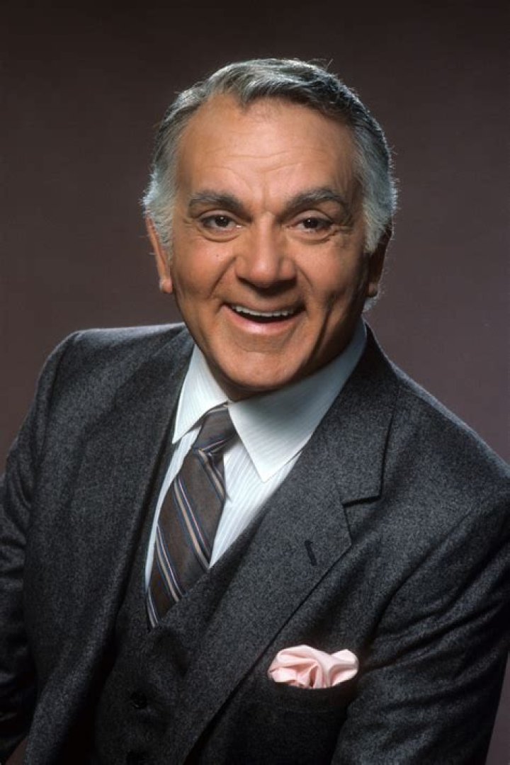 Robert Mandan