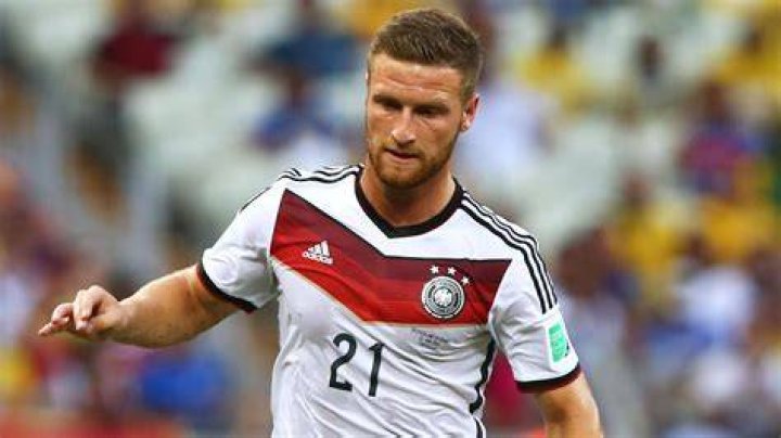 Shkodran Mustafi Fortune
