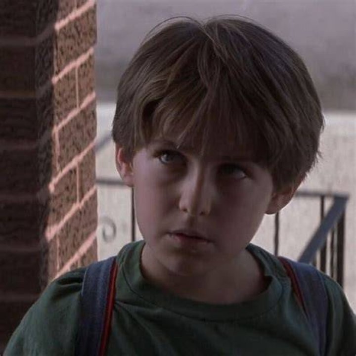 Simon Lynch