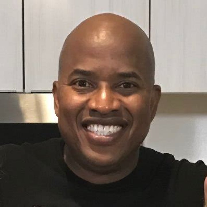 Skyy John