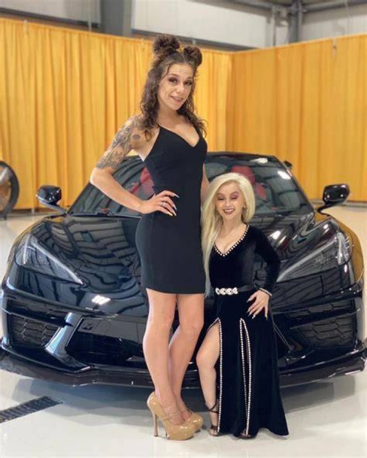 Tiny Texie Height, Weight, Age, Net Worth, Dating, Bio, Facts