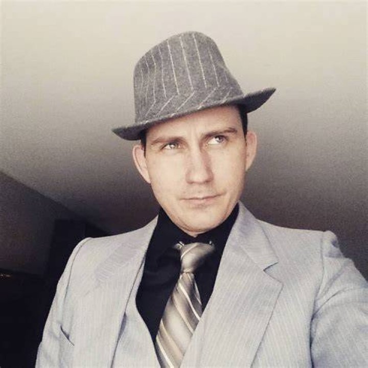 Unkle Adams
