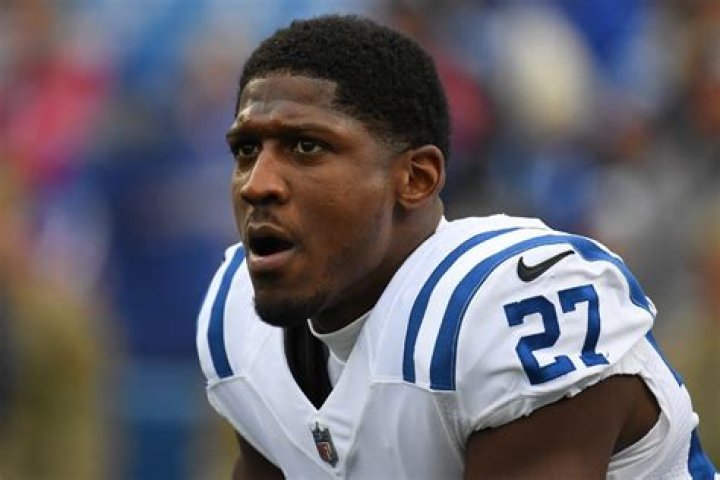 Xavier Rhodes