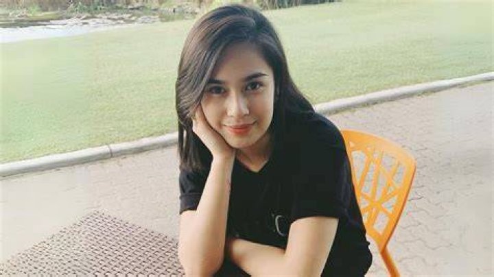 Yen Santos