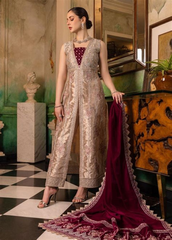 Zainab Chottani